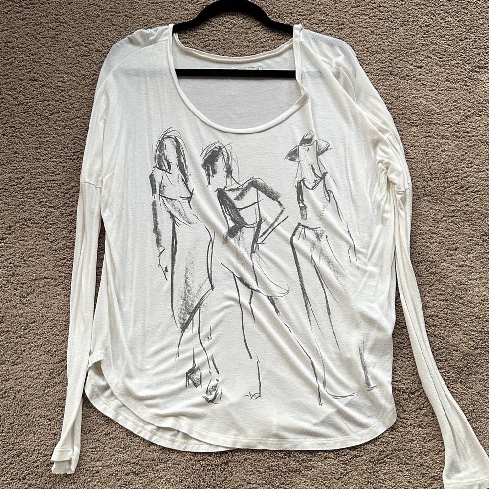 Abercrombie and fitch long sleeve flowy white top with fashion design